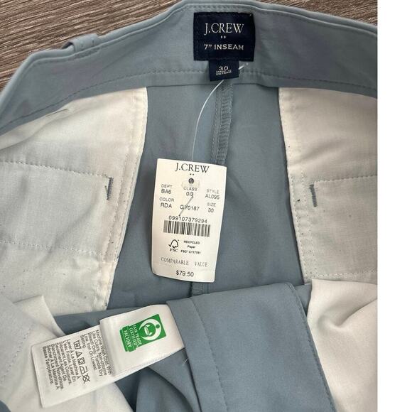 NWT J.Crew 7” Tech Short In Rainy Days Blue Size 30 - Picture 4 of 6